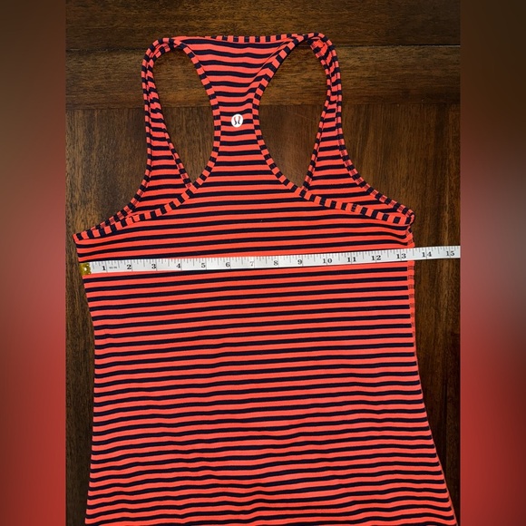 Lululemon Racerback Stripped Tank Top Size 4/6 - Picture 3 of 5
